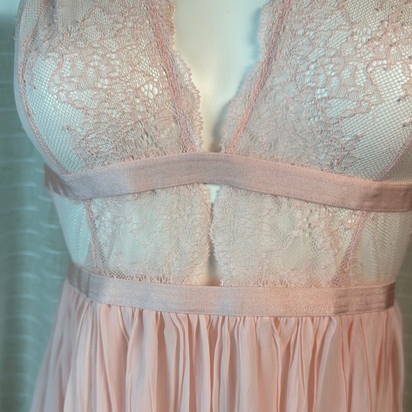 Victoria's Secret Pink Sexy Lace Babydoll Set, Medium - Picture 10 of 13